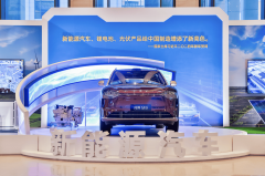 问界M9：以科技奢华之姿引领中国智制新 